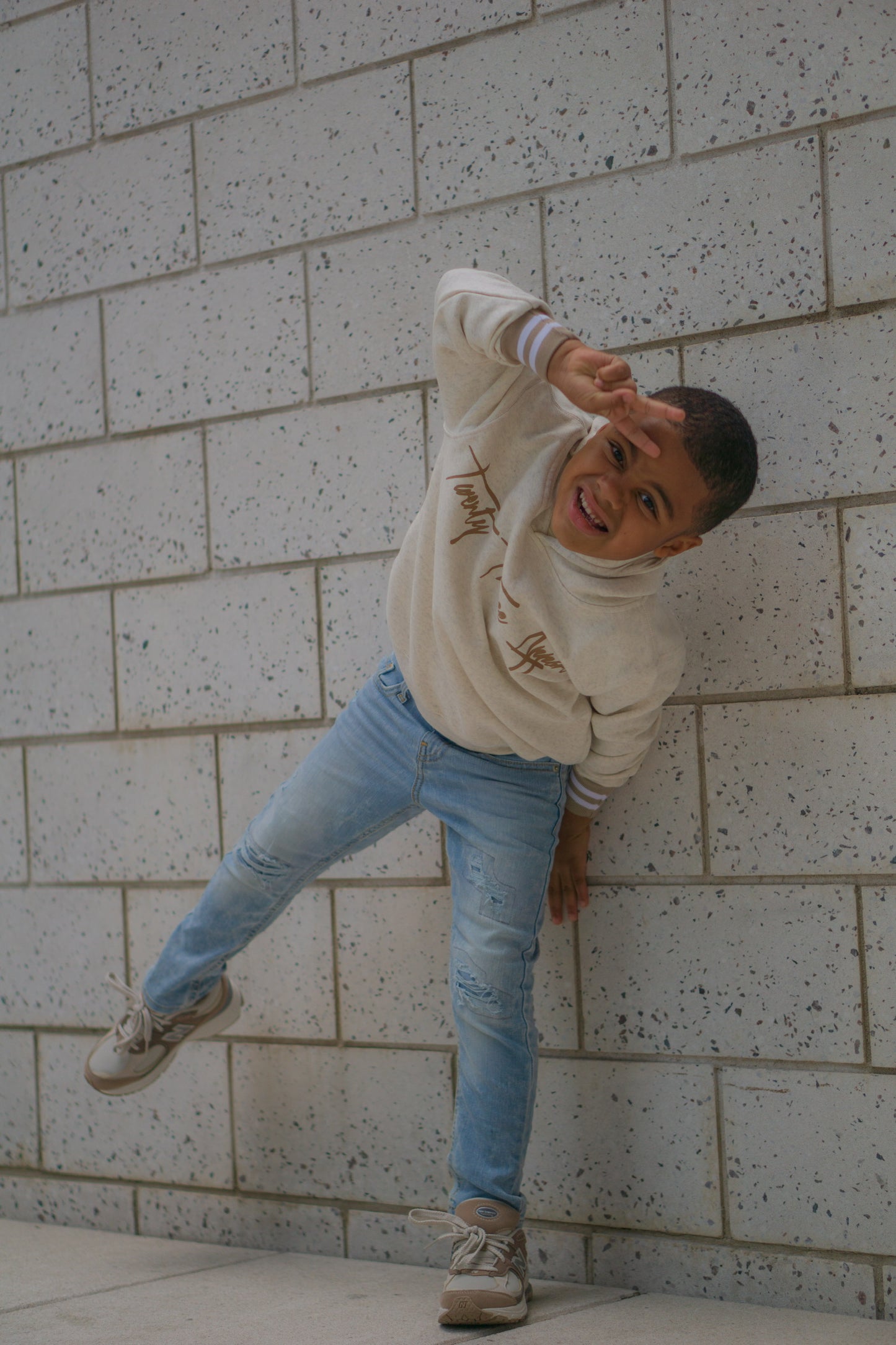 OATMEAL MINI | SIGNATURE HOODIES