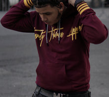 BURGUNDY | SIGNATURE PULLOVER